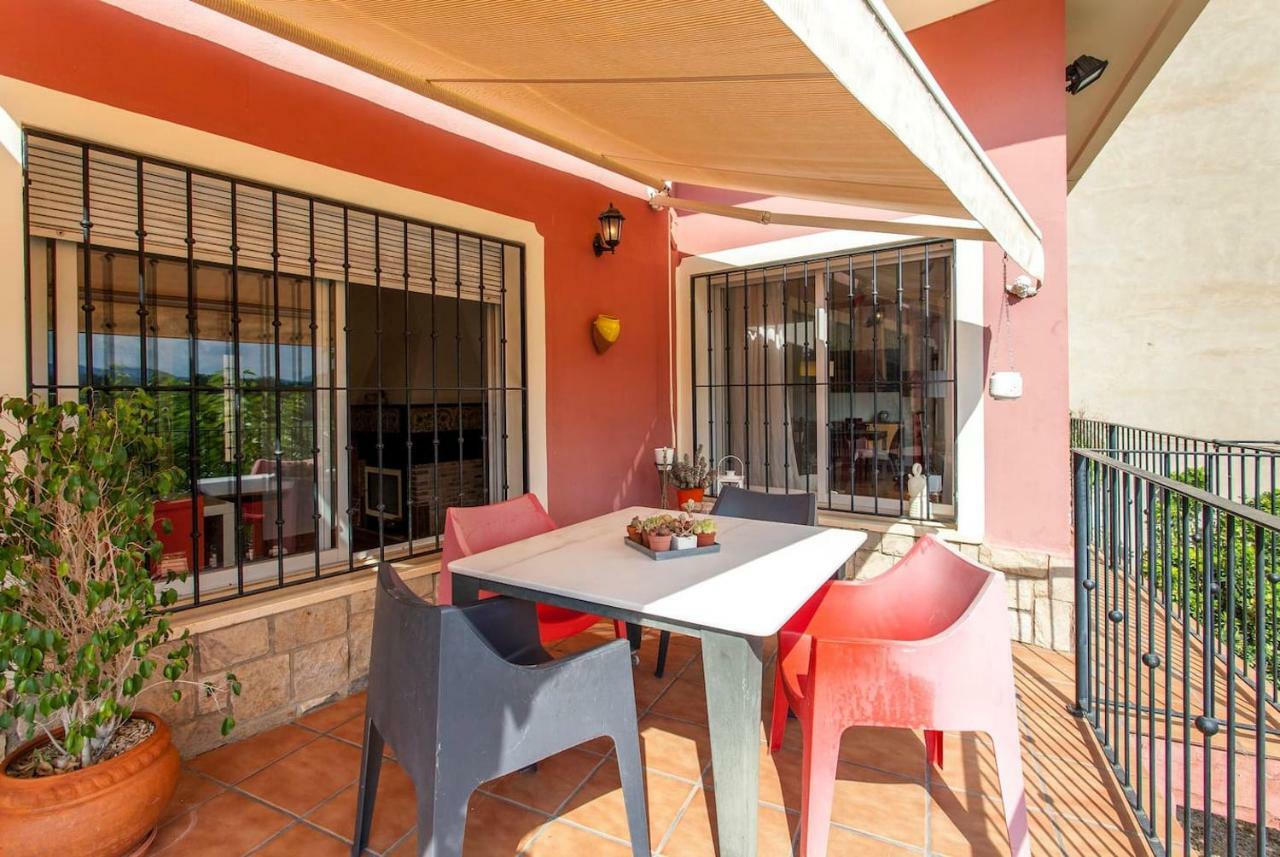 PedralbaLa Casa Del Rio别墅 外观 照片